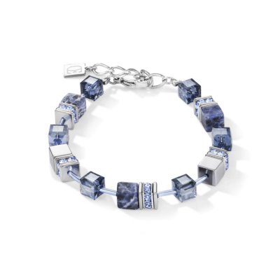 bracelet blue