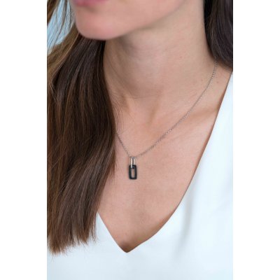 Zinzi Hanger